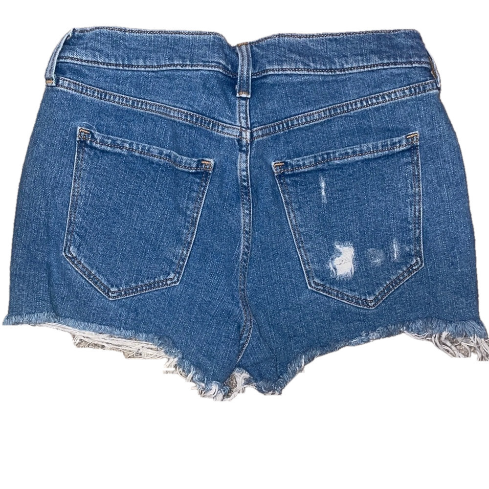 Old Navy Jean Shorts Women 4 distressed denim Boyfriend Mid-Rise CutOff Festival - Picture 2 of 4